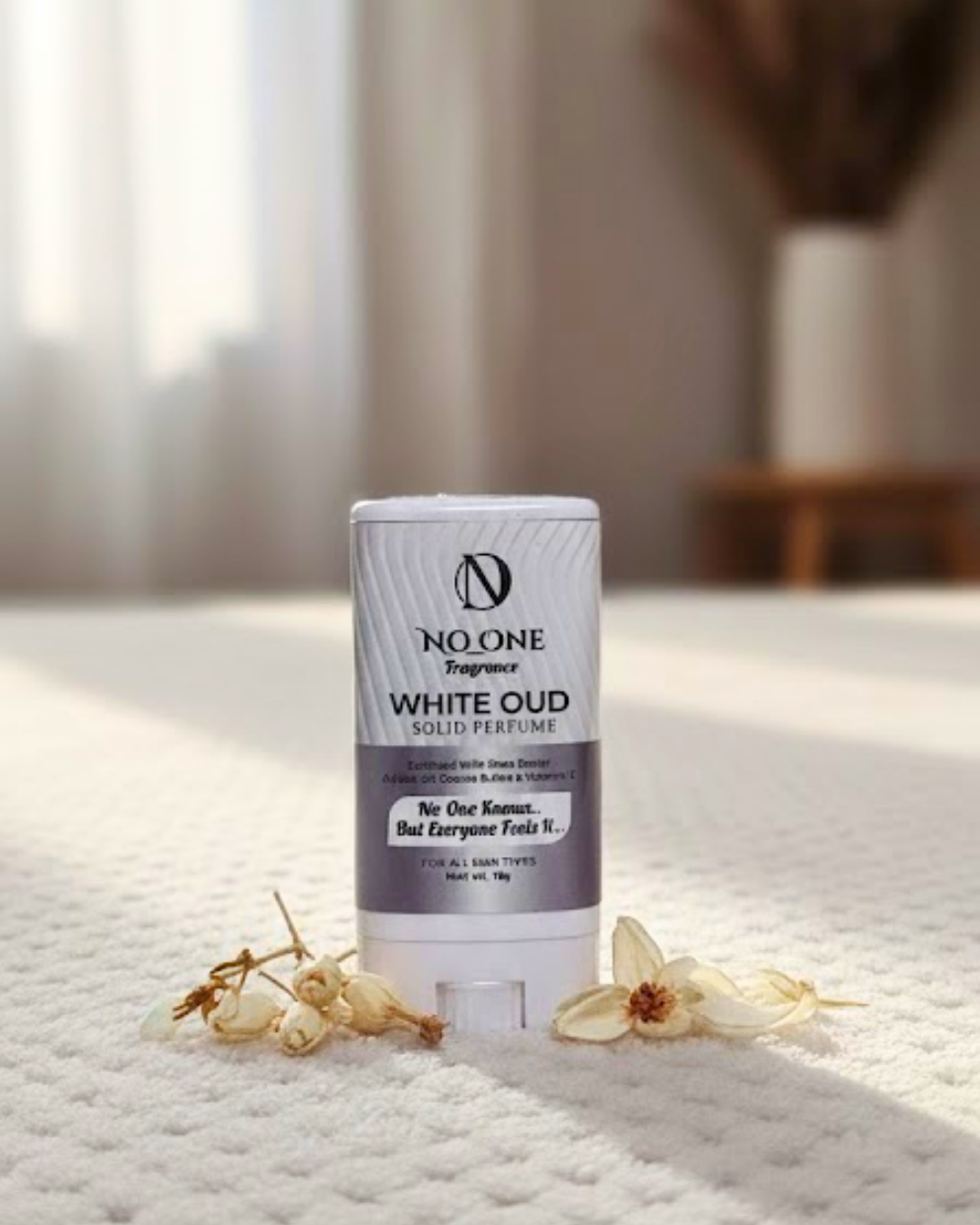 NO_ONE Fragrance – White Oud Unisex Solid Perfume